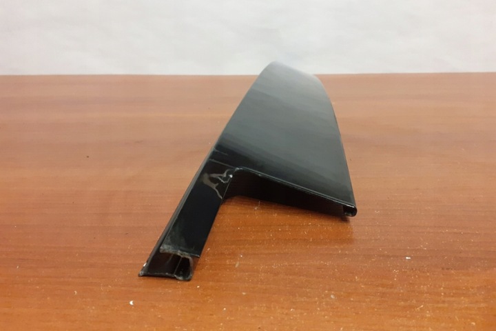 MOULURE DÉCORATIVE FLANC ARRIÈRE DROITS PORTES MERCEDES-BENZ C (W204)