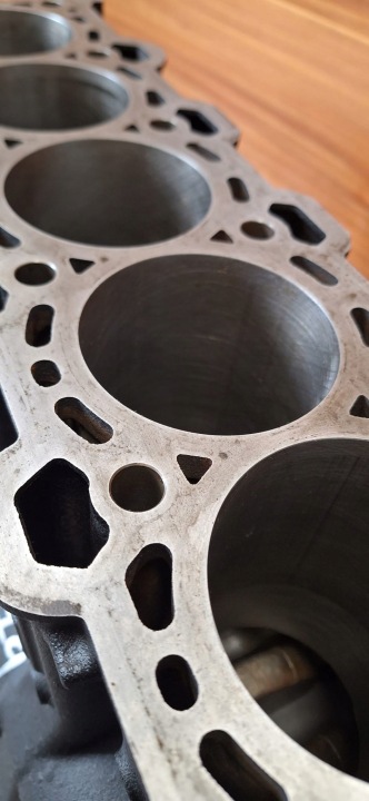 BLOC MOTEUR 36865782 30 6D 2 D779