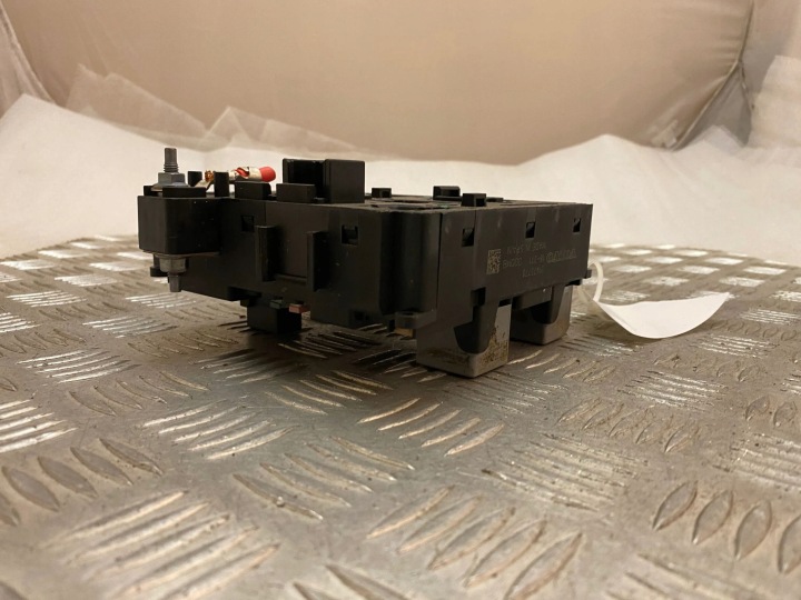 VOLVO XC90 2018 CHÂSSIS MODULE FUSIBLES 31473770