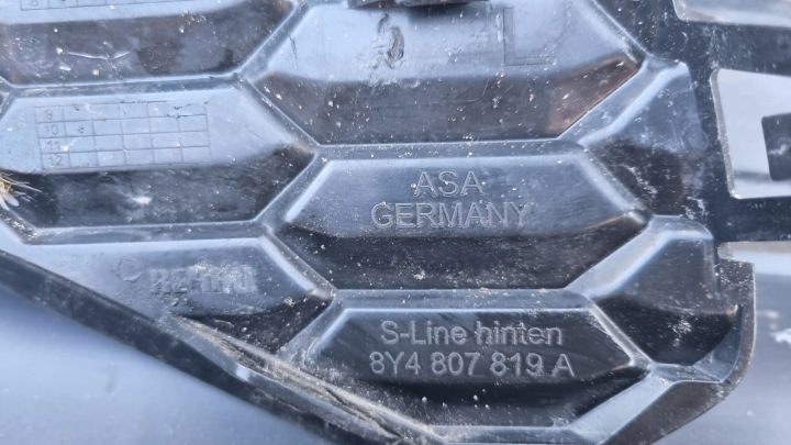AUDI A3 8Y S-LINE S/LINE S3 3S S LINE SPORTBACK PARE-CHOCS ARRIÈRE DIFFUSEUR