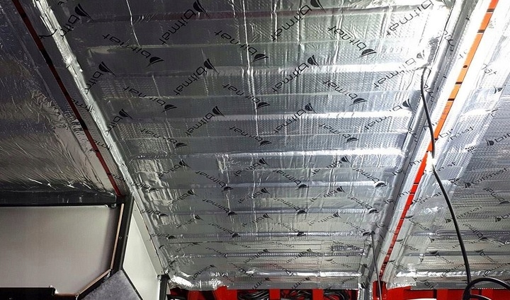 AB2 TAPIS BITUMINEUX INSONORISANT ALUBUTYL GALET AUTOADHÉSIF ANTYWIBRACYJNA