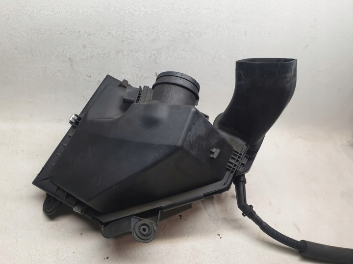 BMW X1 E84 09-15 CHÂSSIS FILTRE AIR 2.0D AD779746705F