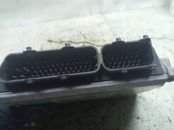 ORDINATEUR CONTRÔLEUR MOTEUR 036906014 VW GOLF IV 1.6