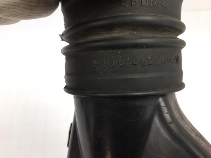 TUYAU FILTRE CONDUIT D'AIR MERCEDES W124 220E 220CE 220TE 1245280804 E220 E200 M111