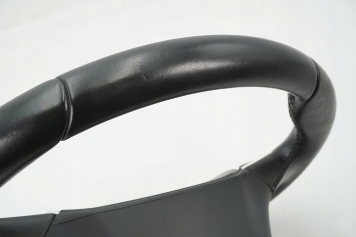 VOLANT MULTIFONCTIONNELLE CUIR SKODA FABIA MK3 5E0419091AH