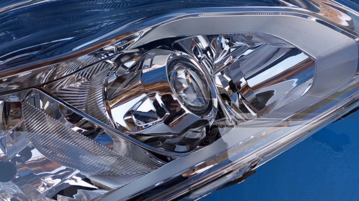 BK21-13D152-BJ PHARE DROIT AVANT LENTILLE EUROPE 2024 ANNÉE FORD TRANSIT CUSTOM