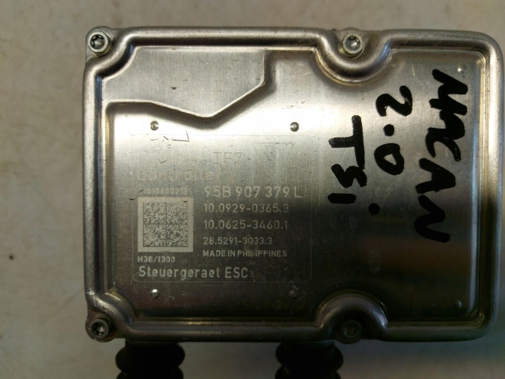 PORSCHE MACAN 95B POMPE CONTRÔLEUR ABS 95B614517L