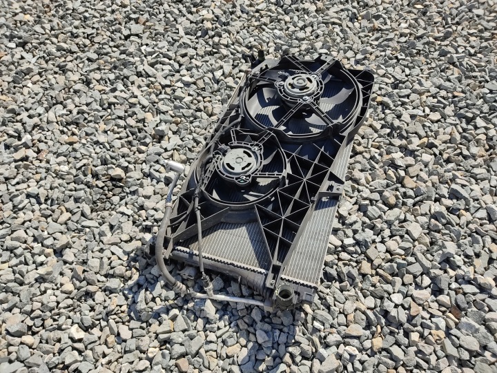 RADIATEUR R TRAFIC 09- 2.0DCI