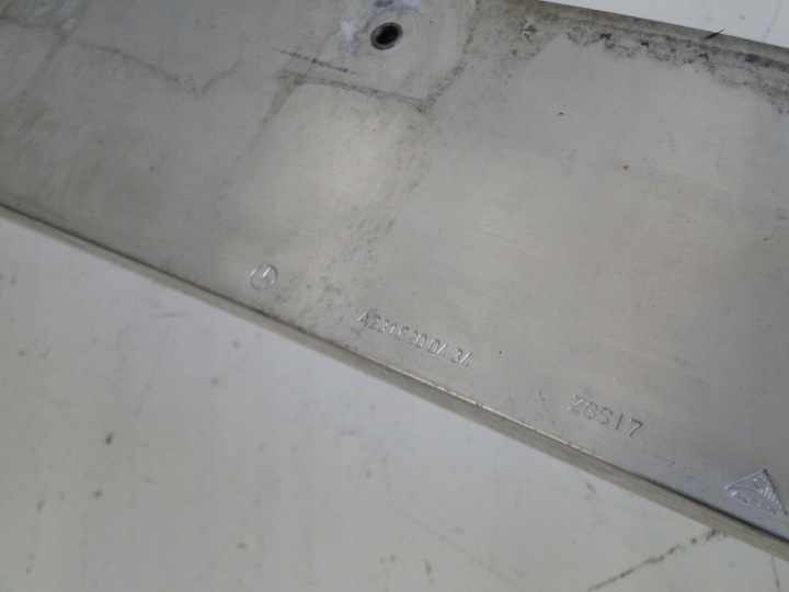 MERCEDES SL R231 231 POUTRE DANS PARE-CHOCS 63 AMG AVANT