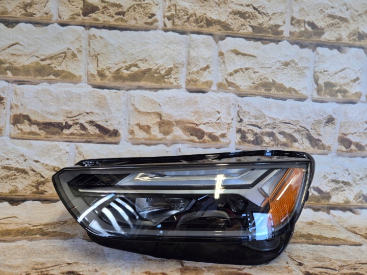 AUDI Q5 80A 941 033H LIFT COMPLET LED GAUCHE PHARE USA AMERYKA