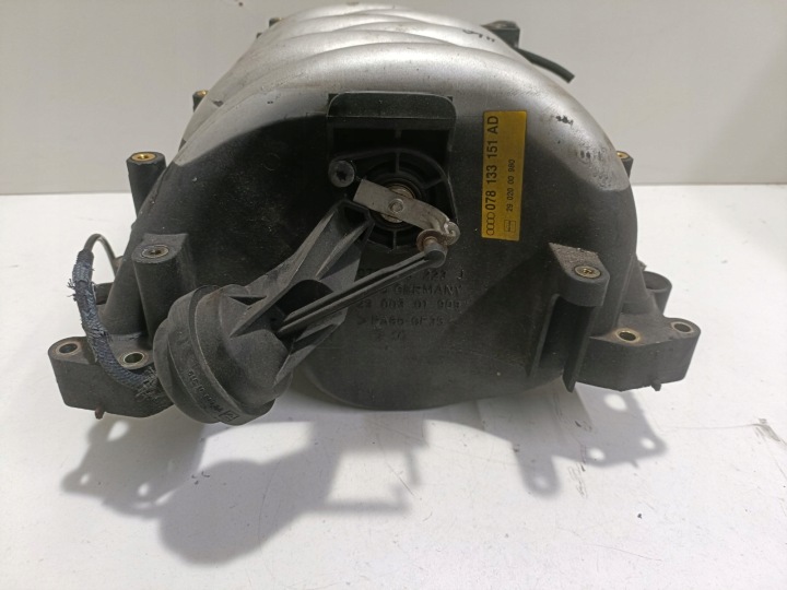 AUDI SEAT ,SKODA VW 2,4/2,8 V6 COLLECTEUR SACY 078133151AD