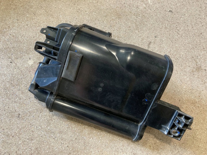 FILTRE CARBONIQUE VAPEUR CARBURANTS VOLKSWAGEN GOLF VIII 5Q0201797D