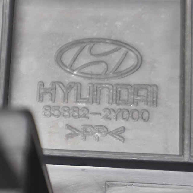 2012 HYUNDAI IX35 REVÊTEMENT SEUIL PORTES AVANT 858822Y000