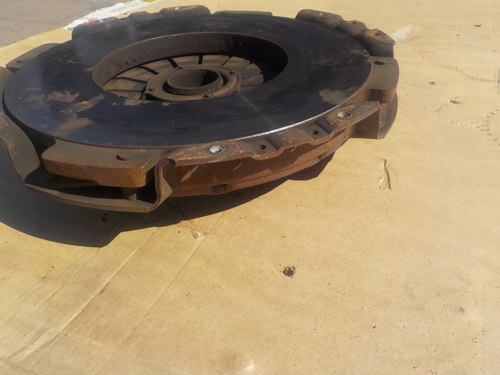 EUROCARGO 08R 5.9 VOLANT D'INERTIE EMBRAYAGE