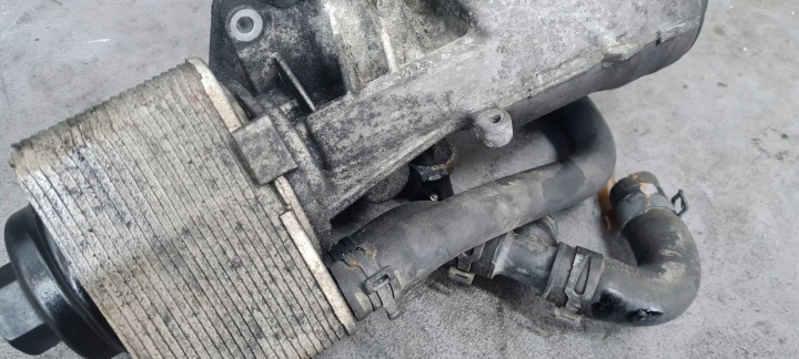 FIXATION FILTRE HUILES AUDI Q5 (8R) 045115389K 2.0L DIESEL 125KW 2010