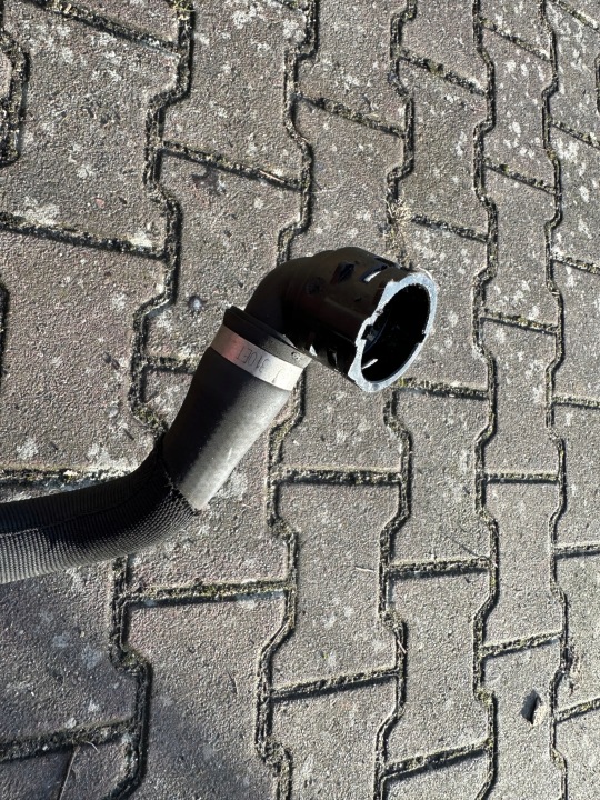 BMW X5 E70 FIL TUYAU RADIATEUR EAU