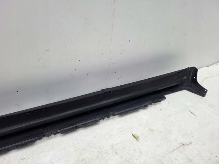 MOULURE SEUIL DROITE MERCEDES GLE AMG A1666980225
