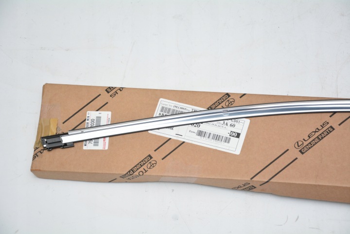 MOULURE PORTES GAUCHE AVANT TOYOTA COROLLA E21 19-2024R ORIGINAL