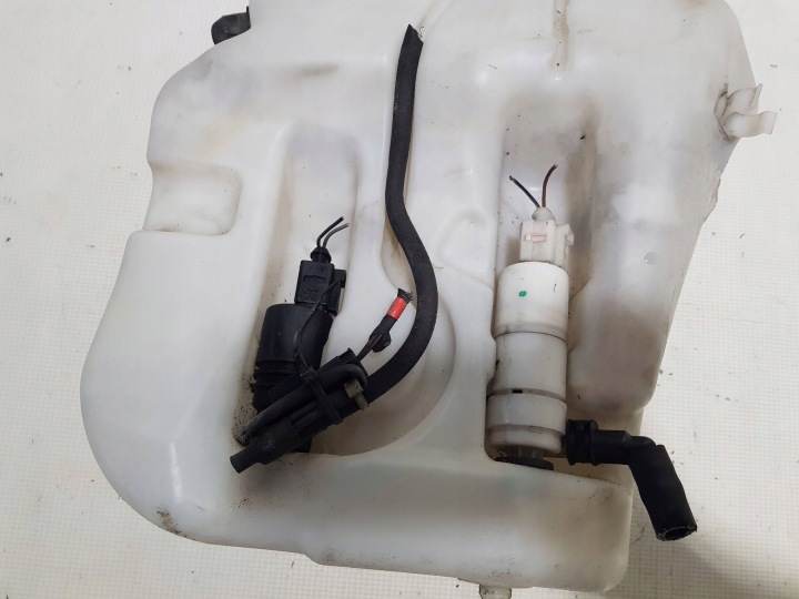 RÉSERVOIR LAVE-GLACES MERCEDES R230 W230 A2308690020