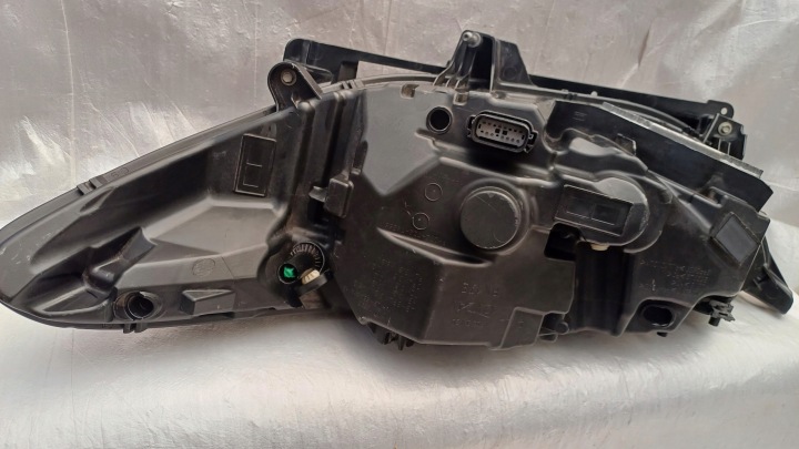 FORD MONDEO MK5 MK-5 COMPLET LED DYNAMIC ES73 PHARE AVANT AVANT DROITE ORIGINAL