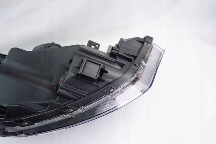PHARE AVANT GAUCHE KIA RIO III 92101-1WXXX