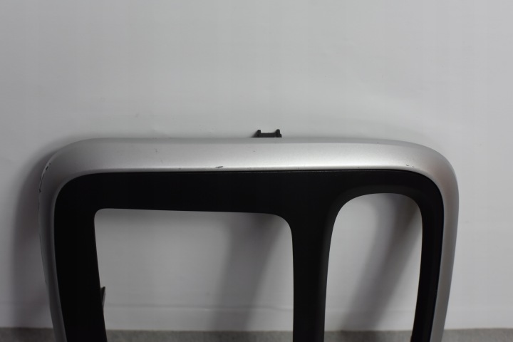 CHÂSSIS RADIO 2DIN RENAULT TRAFIC III 682604006R