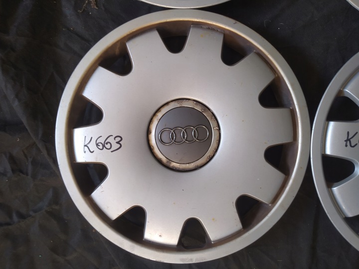 ENJOLIVEURS COUVERCLES AUDI ORIGINE 16 NR 4B0601147D