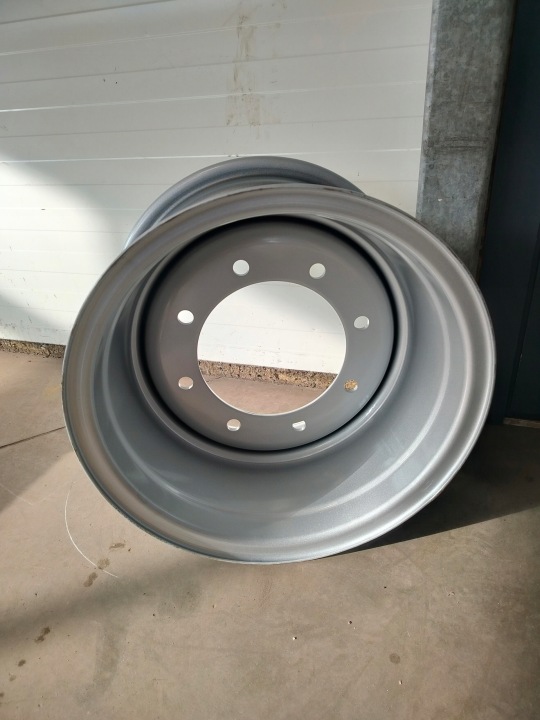 JANTE ACCURIDE 18X11 ÉCARTEMENT 8X275 ML220, ET0 (18X11.00J)