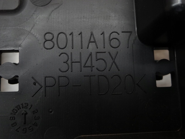 CITROEN C4 AIRCROS FIXATION POIGNÉE TUNNELS CENTRAL 8011A167