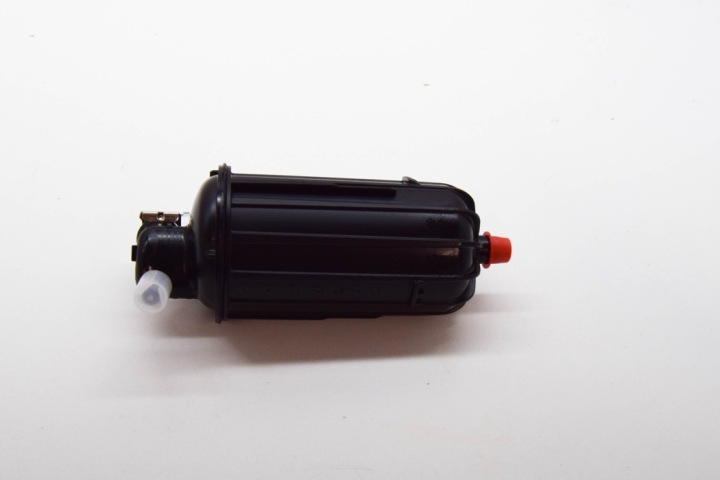 AUDI RS5 8T FILTRE CARBURANTS AVEC REGULATOREM PRESSION 8K0201511A 4.2 ESSENCE