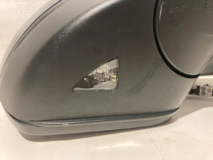 RÉTROVISEUR DROIT 15 GOUPILLE SKODA OCTAVIA IV 5E4857408AB