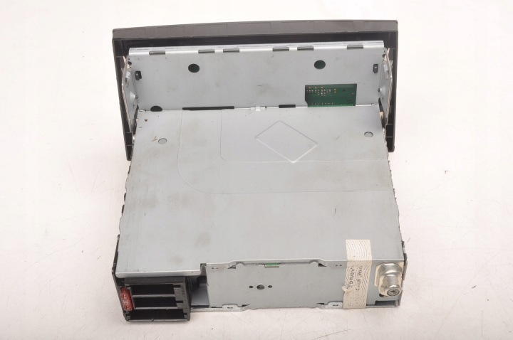OPEL VECTRA C III RADIO 24441224 CDR 2005 NON CODE VERS RADIO