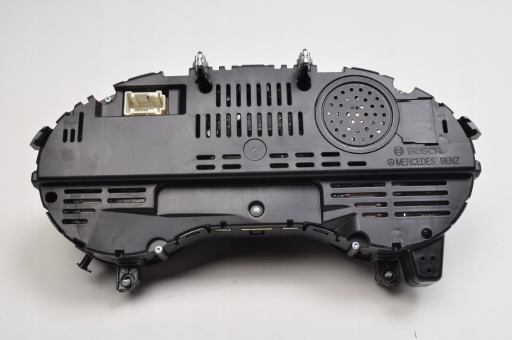 MERCEDES W117 1.6 16V COMPTEUR TABLEAU DE BORD ANGLAIS A1179006602