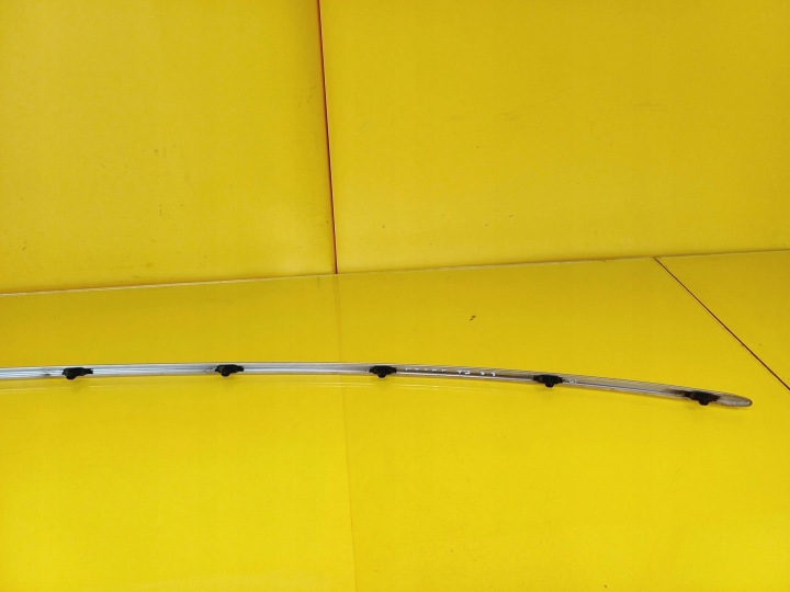 MOULURE GARDE-BOUE GAUCHE AVANT ROVER 75 CHROME NR326