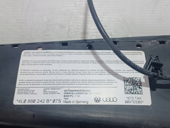 AUDI Q7 4L COUSSIN SIÈGES AIRBAG DROITE 4L0880242B