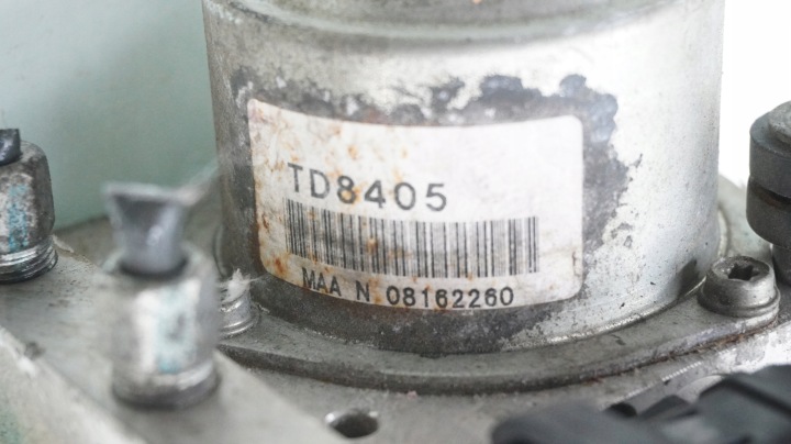 NISSAN JUKE F15 POMPE ABS A98000B48