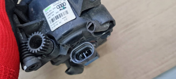 8T0941699 AUDI A5 8T 8F 07-15 PHARES ANTIBROUILLARD PRZECIWMGLOWY GAUCHE AVANT AVANT