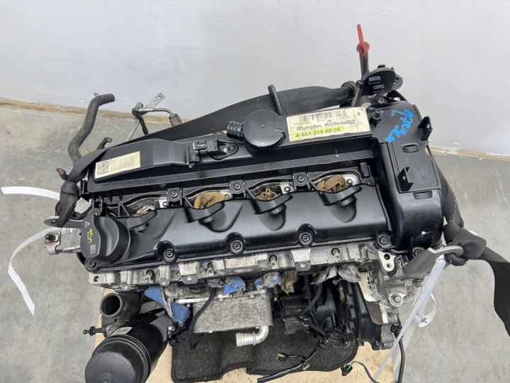 MERCEDES SLK R172 MOTEUR 2.2 CDI 651900 651.900 ENDOMMAGÉ
