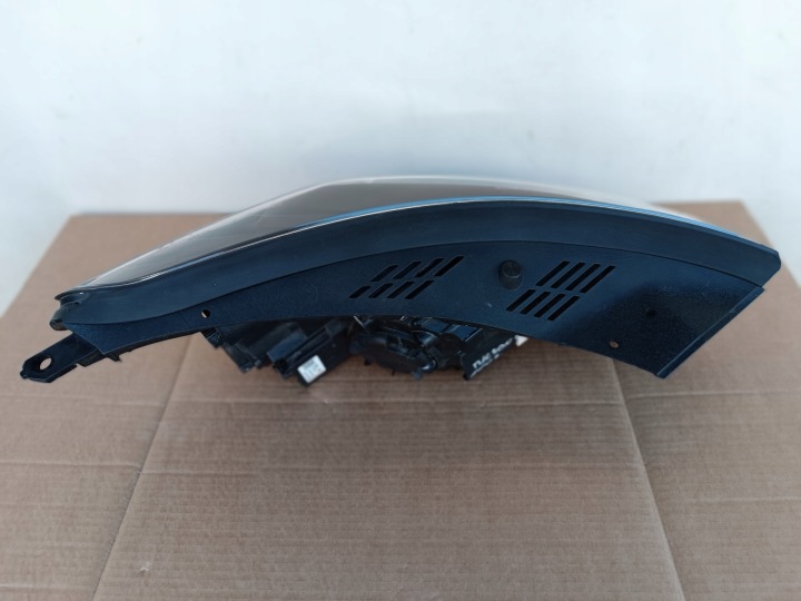 HYUNDAI TUCSON III LIFT 2019+ PHARE GAUCHE AVANT 92101-D7600