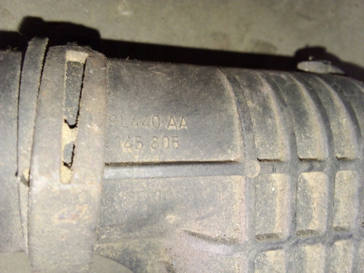 RADIATEUR INTERCOLER 9L440AA, 0823856,1320027 48A, 95VW 9L440 AA,7M0 145805