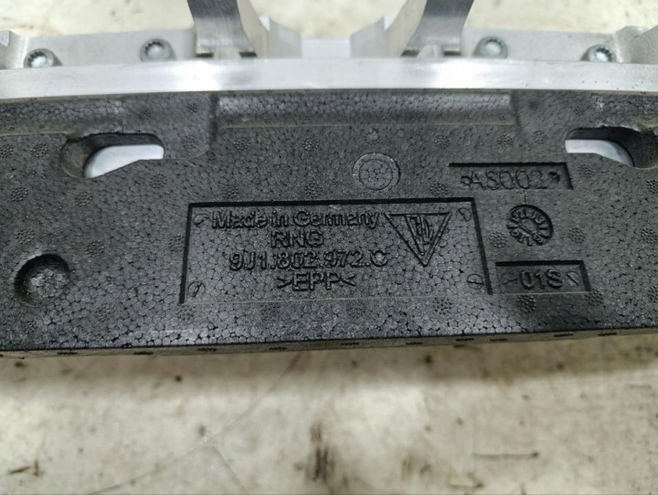 RENFORCEMENT PARE-CHOCS PORSCHE TAYCAN 2021 AVEC ARRIÈRE 9J1803184C