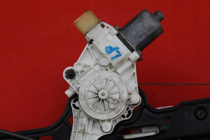 ÉLÉVATEUR VITRES GAUCHE AVANT 7067795 BMW E87 5D HAYON 04-11