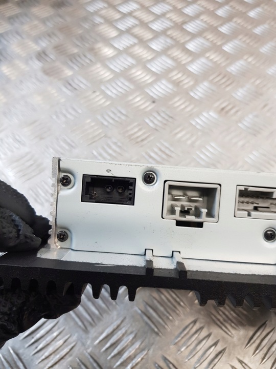 AMPLIFICATEUR RADIO 30732824 MODULE NAVIGATION 30752377 VOLVO V50 I 05R-