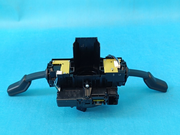 CUPRA LEON COMBI 2,0TFSI 221KW 2023R COMMUTATEUR COMPOSITE BANDE 5Q1953549F