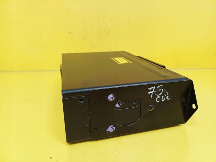 CHANGEUR DISQUES CD 6-DISC VW GOLF IV 1J6035111 NR73