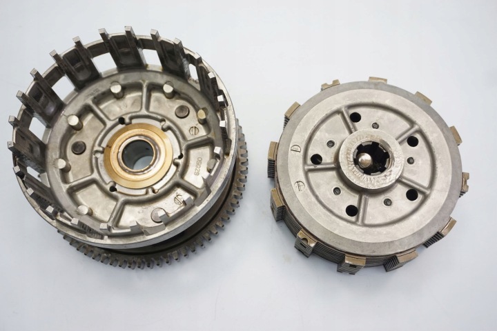 SUZUKI GSX-R 1000 K3-K4 EMBRAYAGE CORBEILLE EMBRAYAGE