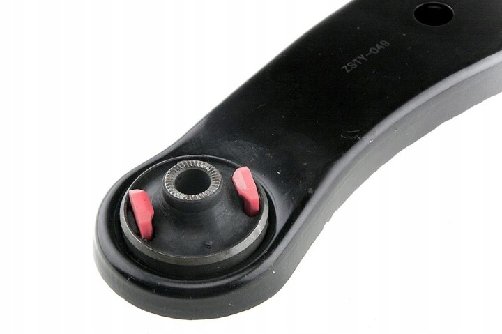 BRAS DE SUSPENSION AVANT TOYOTA RAV-4 00- INFÉRIEUR DROIT