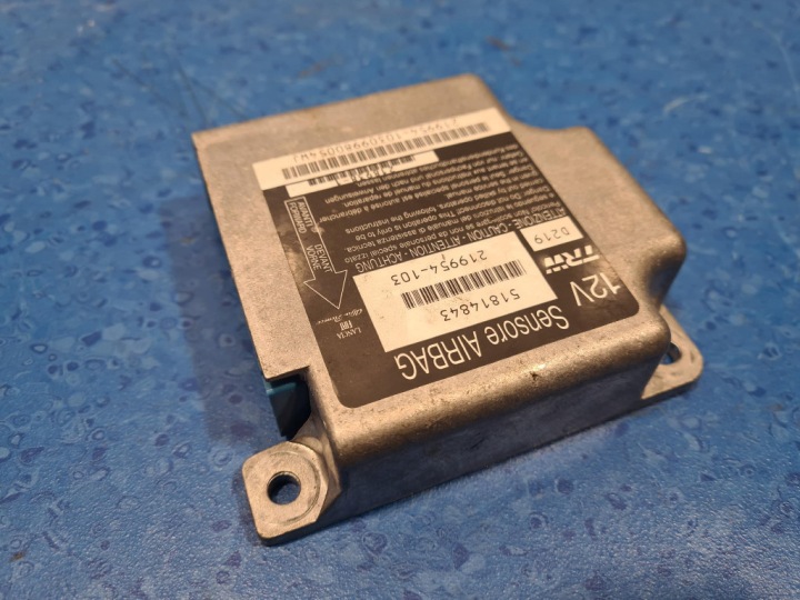 FIAT CROMA II LIFT 1.9 JTD CAPTEUR AIRBAG 51814843 742