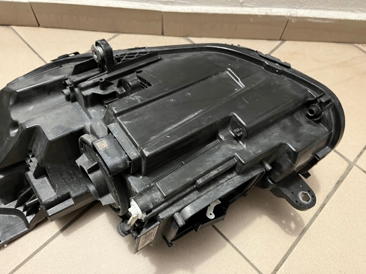 MERCEDES CLS W257 A257 LED PHARE AVANT AVANT DROITE