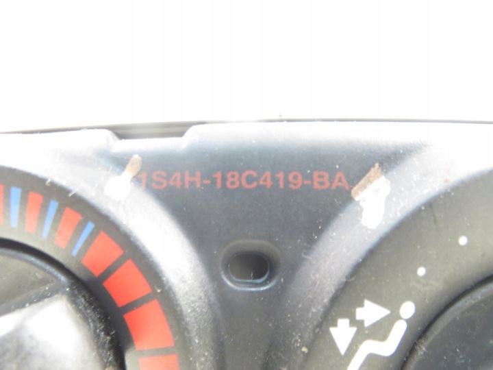 PANNEAU CONDUIT D'AIR AVEC CLIMATISATION 1S4H18C419BA